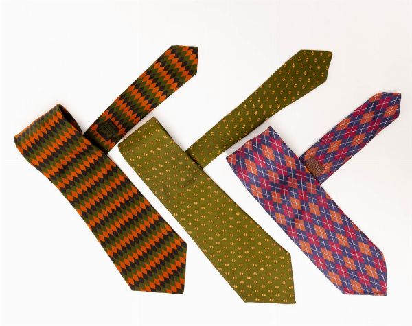 Herms lotto di tre cravatte<BR>  - Asta Luxury Vintage e Penne da Collezione - Associazione Nazionale - Case d'Asta italiane