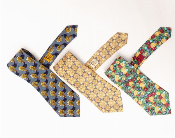 Herms lotto di tre cravatte<BR>  - Asta Luxury Vintage e Penne da Collezione - Associazione Nazionale - Case d'Asta italiane