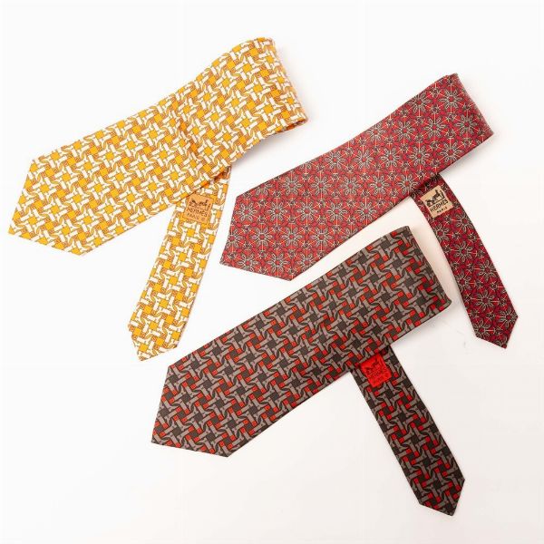 Herm�s lotto di tre cravatte<BR>  - Asta Luxury Vintage e Penne da Collezione - Associazione Nazionale - Case d'Asta italiane