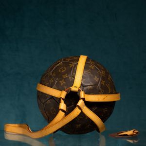 Louis Vuitton Mondiali Francia 1998<BR>  - Asta Luxury Vintage e Penne da Collezione - Associazione Nazionale - Case d'Asta italiane