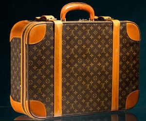 Louis Vuitton Valigia Airbus  - Asta Luxury Vintage e Penne da Collezione - Associazione Nazionale - Case d'Asta italiane