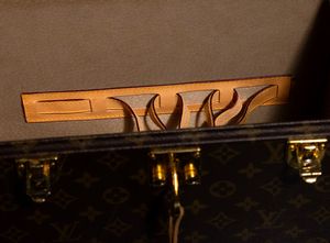 Louis Vuitton Beauty Cse  - Asta Luxury Vintage e Penne da Collezione - Associazione Nazionale - Case d'Asta italiane