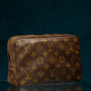 Louis Vuitton Pochette  - Asta Luxury Vintage e Penne da Collezione - Associazione Nazionale - Case d'Asta italiane