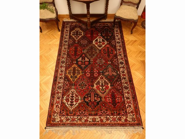 Tappeto persiano di vecchia manifattura  - Asta Una casa al Ponte Vecchio - Associazione Nazionale - Case d'Asta italiane