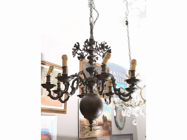 Lampadario in bronzo  - Asta Una casa al Ponte Vecchio - Associazione Nazionale - Case d'Asta italiane