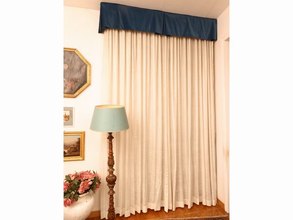 Tendaggio per due finestre  - Asta Una casa al Ponte Vecchio - Associazione Nazionale - Case d'Asta italiane