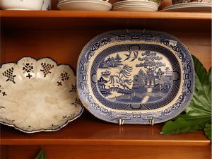 Lotto di accessori per la casa in porcellana e terraglia  - Asta Una casa al Ponte Vecchio - Associazione Nazionale - Case d'Asta italiane