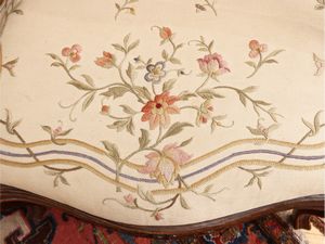 Poltrona in noce  - Asta Una casa al Ponte Vecchio - Associazione Nazionale - Case d'Asta italiane