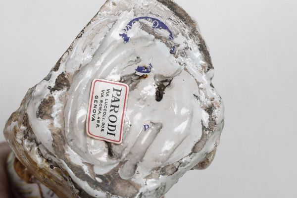 Figurina di giovane con cane <BR>Liguria, XX secolo  - Asta Dimore italiane - Associazione Nazionale - Case d'Asta italiane