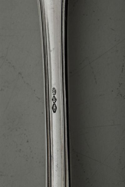 Servizio di posate. Argenteria italiana del XX secolo. Argentiere Ricci & C. Alessandria  - Asta Dimore italiane - Associazione Nazionale - Case d'Asta italiane