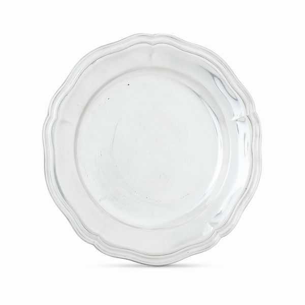 Piatto. Argenteria italiana del XX secolo. Argentiere Cesa, Alessandria  - Asta Dimore italiane - Associazione Nazionale - Case d'Asta italiane