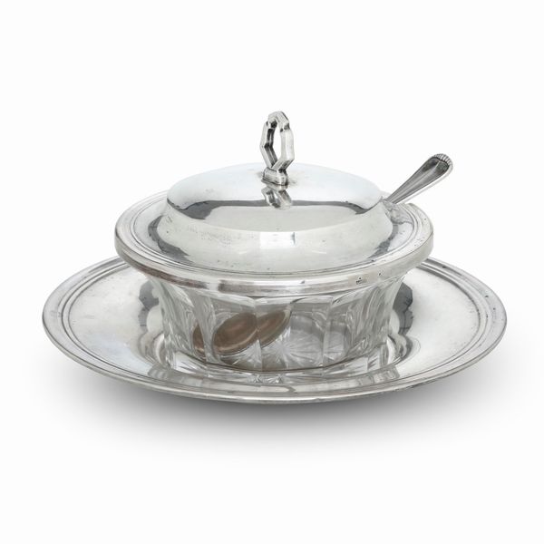 Portaformaggio. Argenteria italiana del XX secolo  - Asta Dimore italiane - Associazione Nazionale - Case d'Asta italiane