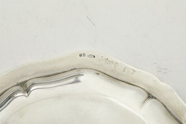 Insieme di oggetti per la tavola. Differenti manifatture italiane del XX-XXI secolo.  - Asta Dimore italiane - Associazione Nazionale - Case d'Asta italiane