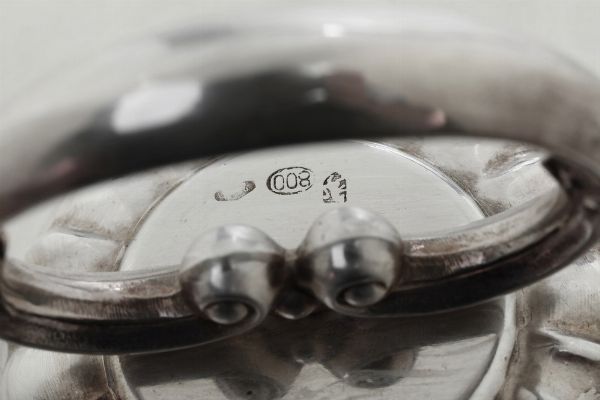 Legumiera. Argenteria milanese del XX secolo. Argentiere Mariano e Pasquale Agliani  - Asta Dimore italiane - Associazione Nazionale - Case d'Asta italiane