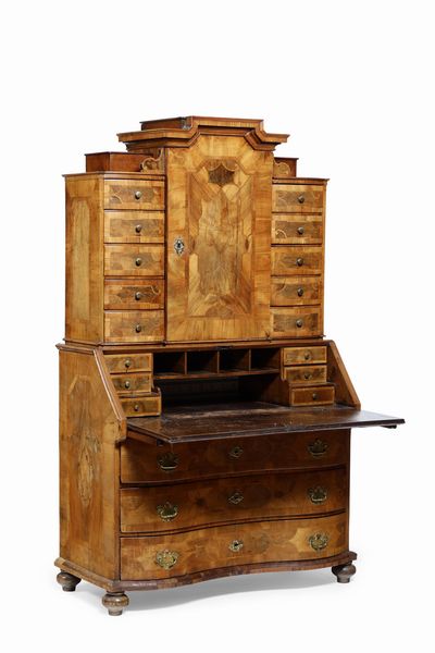 Trumeau lastronato e filettato. Alto Veneto o Austria fine XVIII secolo  - Asta Dimore italiane - Associazione Nazionale - Case d'Asta italiane