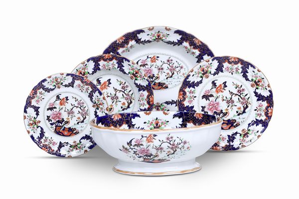 Servizio da tavola <BR>Milano, Societ ceramica Richard, XX secolo  - Asta Dimore italiane - Associazione Nazionale - Case d'Asta italiane