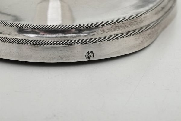 Coppia di candelieri. Milano XVIII secolo. Argentiere Domenico Sala con bottega all'insegna di San Francesco  - Asta Dimore italiane - Associazione Nazionale - Case d'Asta italiane