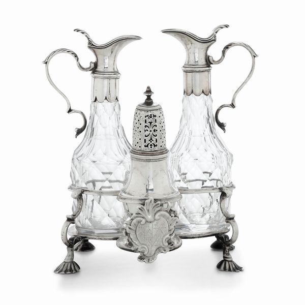 Cruet. Londra 1753 e 1754. Argentieri differenti  - Asta Dimore italiane - Associazione Nazionale - Case d'Asta italiane