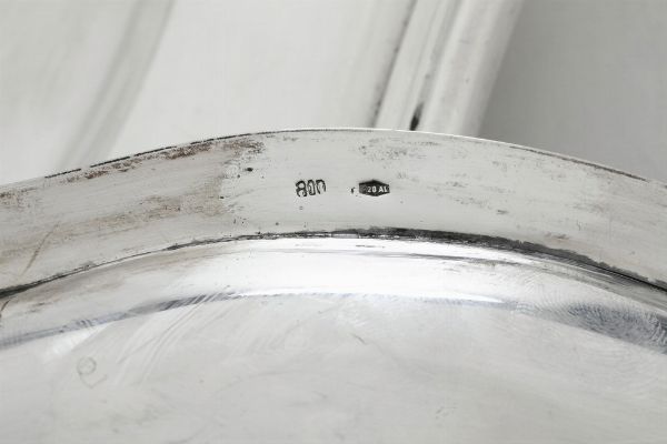 Insieme di piatti in argento. Argenteria italiana del XX secolo, vari argentieri tra cui Cesa, Alessandria  - Asta Dimore italiane - Associazione Nazionale - Case d'Asta italiane