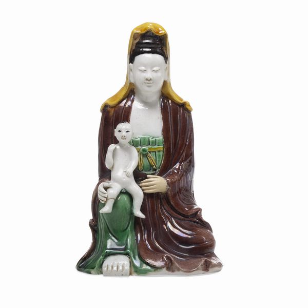 Gruppo della maternit�, Guanyin con bambino, Cina, Dinastia Qing, epoca Qianlong (1736-1796)  - Asta Dimore italiane - Associazione Nazionale - Case d'Asta italiane