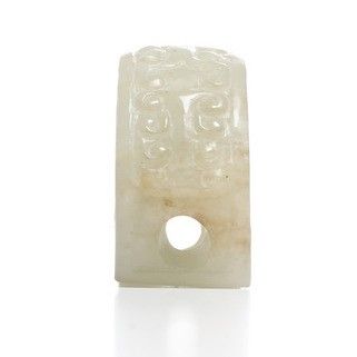 Anelle da arcere in giada bianca finemente incisa, Cina, Dinastia Qing, epoca Qianlong (1736-1796)  - Asta Dimore italiane - Associazione Nazionale - Case d'Asta italiane