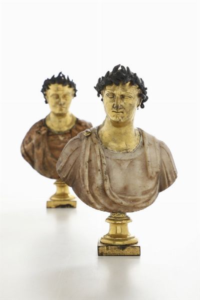 Due busti di Imperatori romani. Arte italiana, probabile XVIII secolo  - Asta Dimore italiane - Associazione Nazionale - Case d'Asta italiane