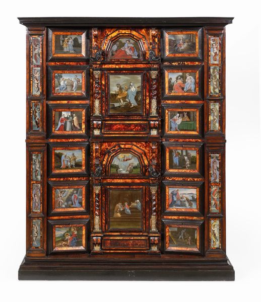 Coppia di monetieri sovrapposti in unico stipo. Napoli inizi del XVII secolo  - Asta Dimore italiane - Associazione Nazionale - Case d'Asta italiane