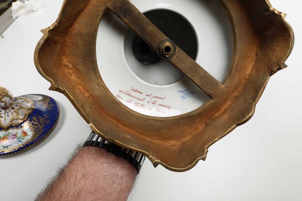 Coppia di grandi vasi<BR>Parigi, Manifattura Le Tallec, seconda met del XX secolo<BR>  - Asta Dimore italiane - Associazione Nazionale - Case d'Asta italiane