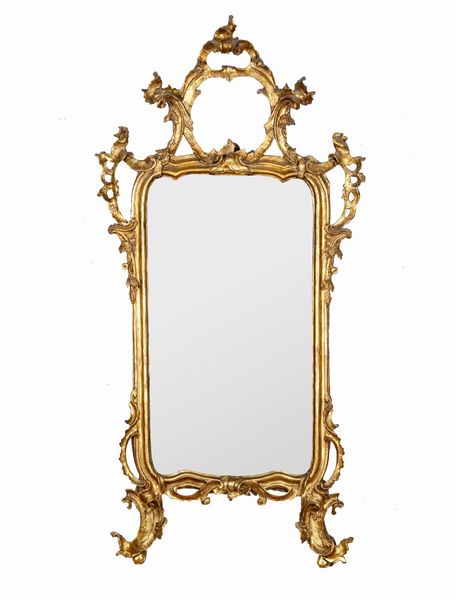 Specchiera in legno intagliato e dorato. XVIII secolo  - Asta Dimore italiane - Associazione Nazionale - Case d'Asta italiane