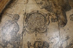 Planisfero terrestre e planisfero celeste. Giuseppe de Rossi su incisioni di Jodocus Hondius. Roma 1614-1615  - Asta Dimore italiane - Associazione Nazionale - Case d'Asta italiane