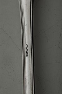 Servizio di posate. Argenteria italiana del XX secolo. Argentiere Ricci & C. Alessandria  - Asta Dimore italiane - Associazione Nazionale - Case d'Asta italiane