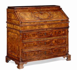 Ribalta Luigi XIV lastronata in radica. Lombardia XVIII secolo  - Asta Dimore italiane - Associazione Nazionale - Case d'Asta italiane