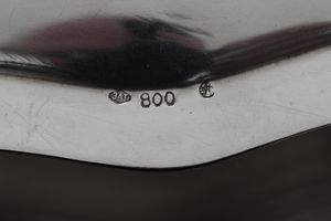 Insieme di piatti in argento. Argenteria italiana del XX secolo, vari argentieri tra cui Cesa, Alessandria  - Asta Dimore italiane - Associazione Nazionale - Case d'Asta italiane