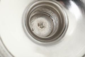 Servizio da t e caff e versatoio e lattiera di differente manifattura. Argenteria italiana del XX secolo  - Asta Dimore italiane - Associazione Nazionale - Case d'Asta italiane