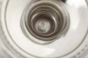 Servizio da t e caff e versatoio e lattiera di differente manifattura. Argenteria italiana del XX secolo  - Asta Dimore italiane - Associazione Nazionale - Case d'Asta italiane