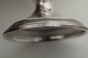 Servizio da t e caff e versatoio e lattiera di differente manifattura. Argenteria italiana del XX secolo  - Asta Dimore italiane - Associazione Nazionale - Case d'Asta italiane