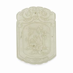 Placchetta in giada bianca scolpita con immagini di vita comune, Cina, XIX secolo  - Asta Dimore italiane - Associazione Nazionale - Case d'Asta italiane