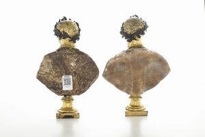 Due busti di Imperatori romani. Arte italiana, probabile XVIII secolo  - Asta Dimore italiane - Associazione Nazionale - Case d'Asta italiane