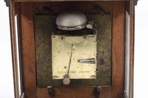 Pendola da tavolo. Firmata Giovanni Pietro Santini. Stati Pontifici, XVIII secolo  - Asta Dimore italiane - Associazione Nazionale - Case d'Asta italiane