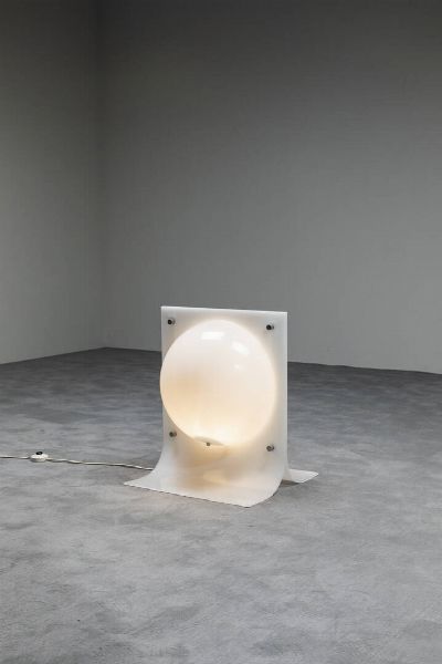 C2 : Lampada da terra  - Asta Asta di Design - Associazione Nazionale - Case d'Asta italiane