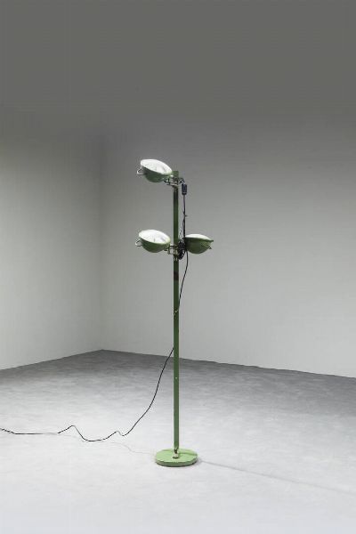 CESARE LEONARDI  FRANCA STAGI : Lampada da terra mod. Jeep  - Asta Asta di Design - Associazione Nazionale - Case d'Asta italiane