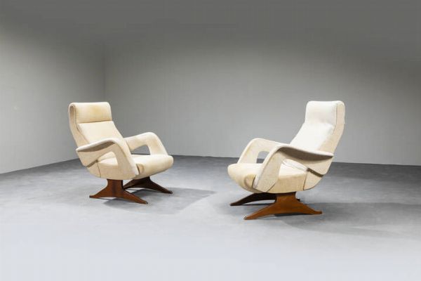 PRODUZIONE ITALIANA : Coppia di poltrone  - Asta Asta di Design - Associazione Nazionale - Case d'Asta italiane