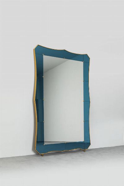 CRISTAL ART : Grande specchiera con piedi bordo in bottone  vetri colorati.  Anni '70 cm 197x124 5  Piccoli difetti  - Asta Asta di Design - Associazione Nazionale - Case d'Asta italiane