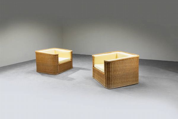 ADALBERTO DEL LAGO : Coppia di grandi poltrone in midollino  rivestimento in tessuto. Prod. Germa  anni '70 cm 67x90x90  Difetti  - Asta Asta di Design - Associazione Nazionale - Case d'Asta italiane