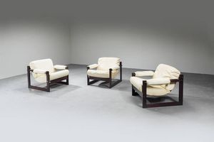 Percival Lafer - Tre poltrone con struttura in legno e imbottitura rivestita in tessuto.  Etichetta del produttore Anni '60 cm  [..]