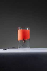Enrico Capuzzo - Lampada cilindrica in vetro  particolari in metallo.  Prod. Vistosi  anni '70 h cm 38x20
