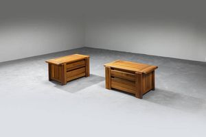 MOBILGIRGI - Coppia di comodini in legno.  Anni '70 cm 40x76x44  Difetti