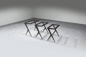 PRODUZIONE ITALIANA - Tre tavolini a nido