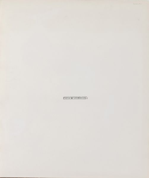 TAZIO SECCHIAROLI : Senza titolo (Federico Fellini sul set di 8)  - Asta Fotografia - Associazione Nazionale - Case d'Asta italiane