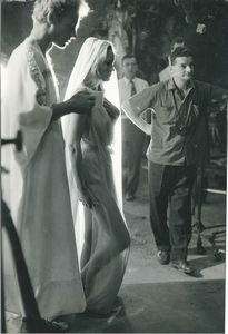 Terry O'Neill - lotto formato da quattro scatti fotografici Senza titolo (Ursula Andress)